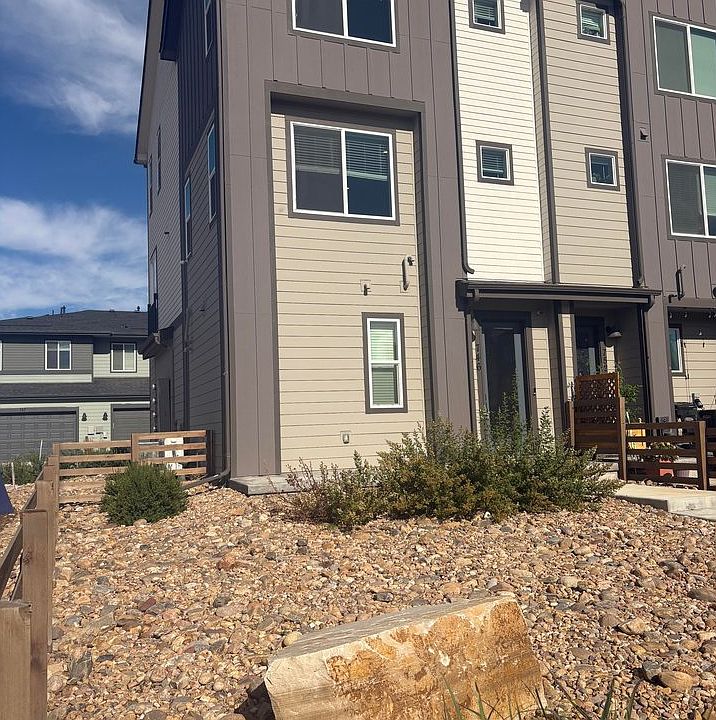 1st image of 746 Pokeweed Ln