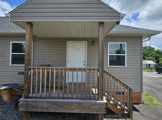 1216 Alexander St #2, Statesville, NC 28677