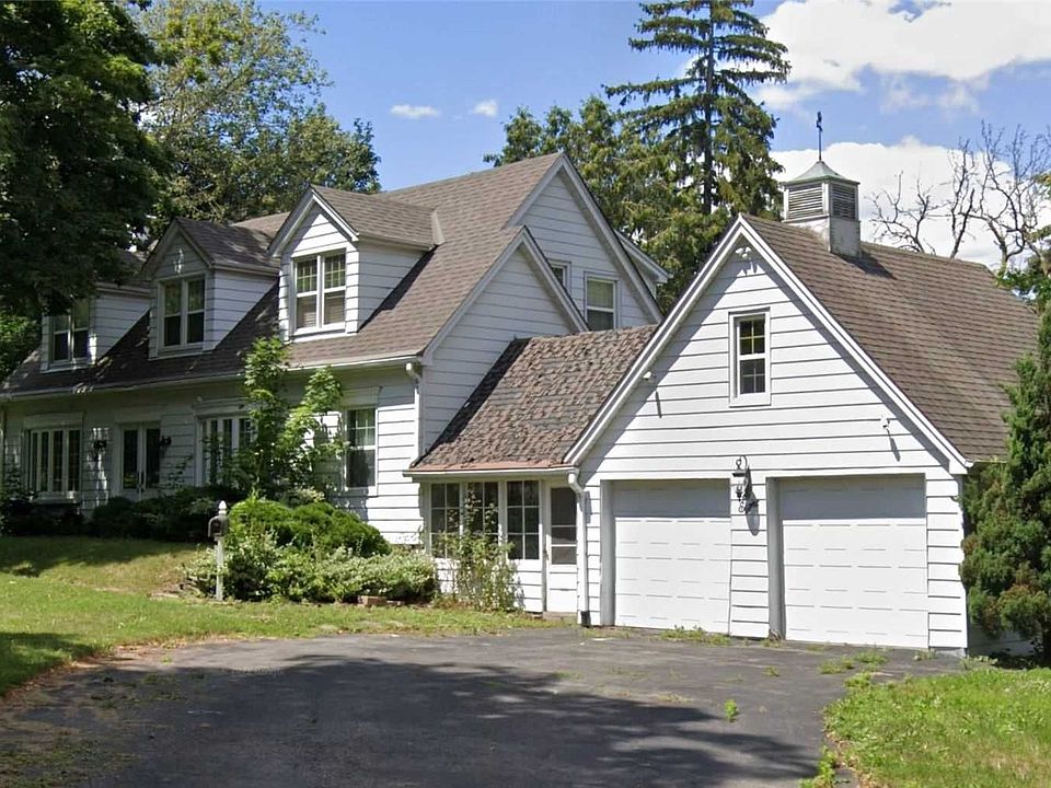 2nd image of 8 Yorkleigh Ave