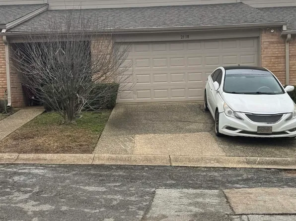 2118 Villa Dr, Tyler, TX 75703