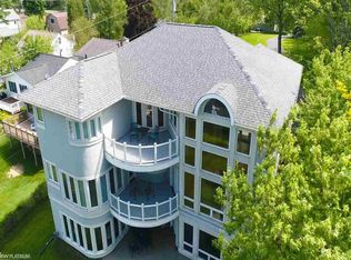 9947 Dixie Hwy, Clarkston, MI 48348