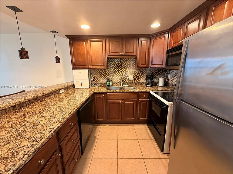 1825 S Ocean Dr #607 — Photo 8