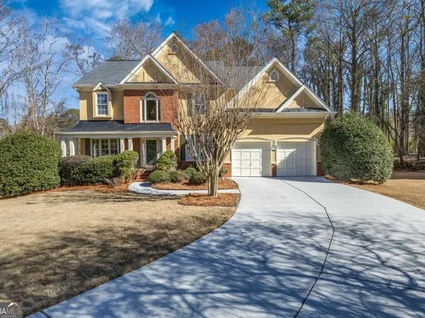 2214 Foxboro Ln, Dunwoody, GA 30360