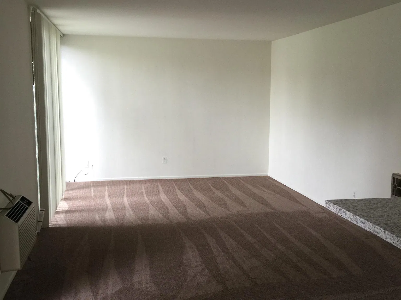 1 bed, 621 sqft, $1,750 — Photo 2