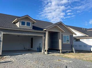 2439 E 3rd St, Moscow, ID 83843