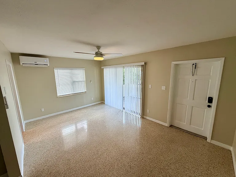 1739 Siesta Dr #2 — Photo 8
