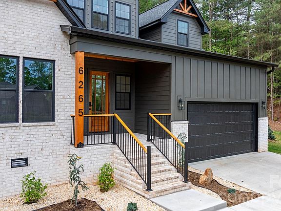 3rd image of 6265 Riviera Run Estates Dr