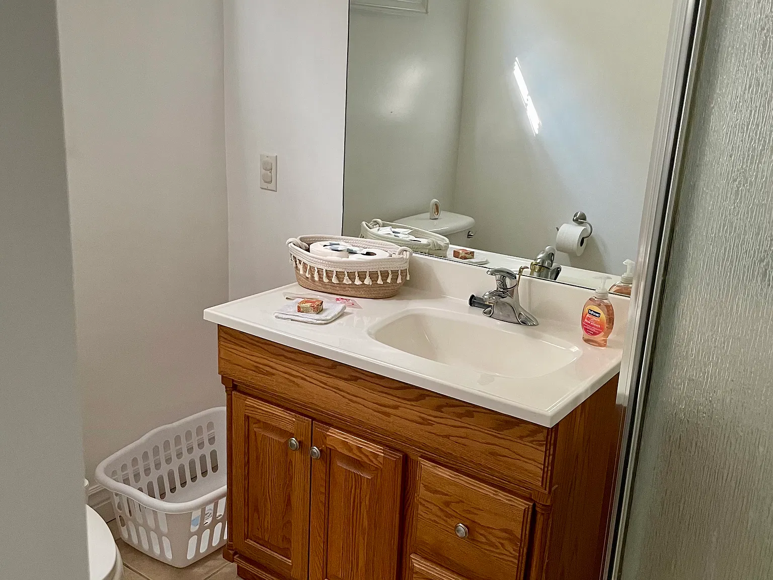 2 bed, 1600 sqft, $1,800 — Photo 4