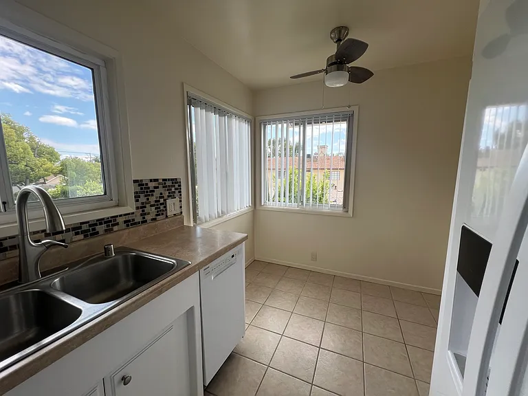 611 E San Jose Ave #D — Photo 7