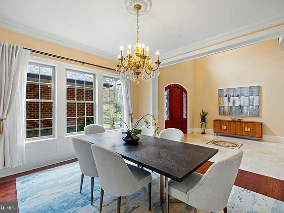 5th image of 7708 Beech Tree Rd