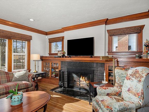 5th image of 1508 W Knox Ave