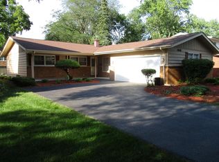 4146 Applewood Ln, Matteson, IL 60443