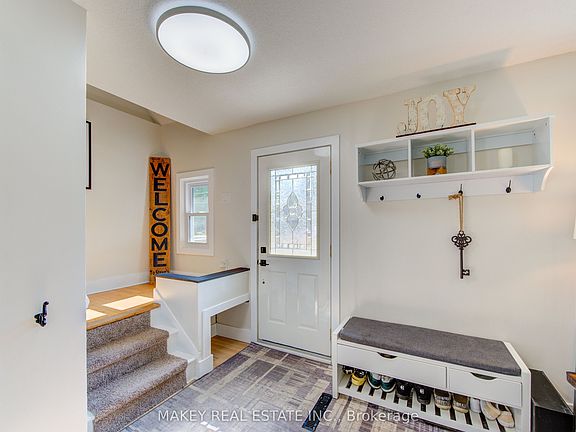 4th image of 115 Fairview Cres