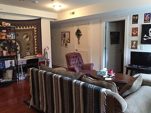 4th image of 1540 N Willington St APT 3