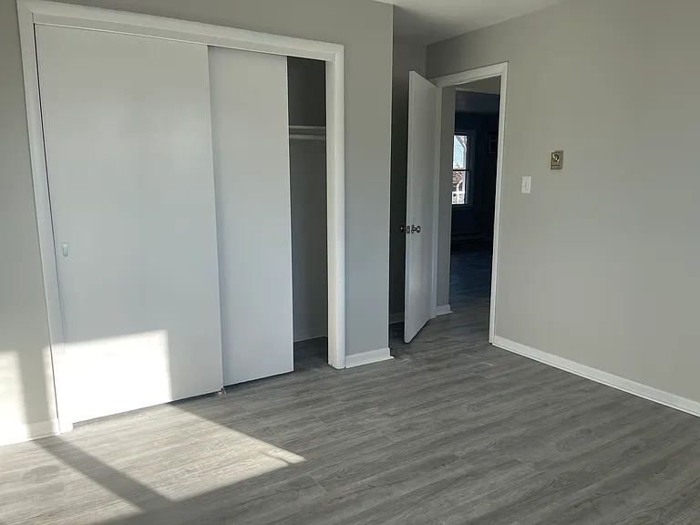 358 W Bethel Dr #6 — Photo 1