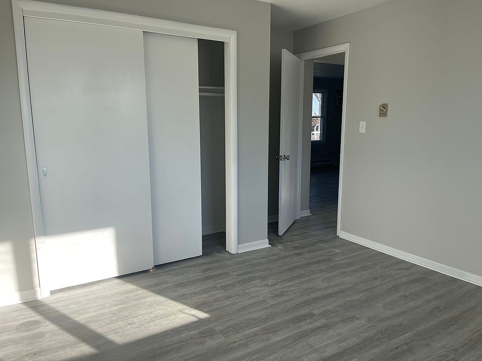 1st image of 358 W Bethel Dr APT 6