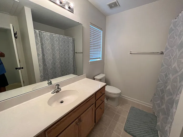 555 Tayrn Dr — Photo 12