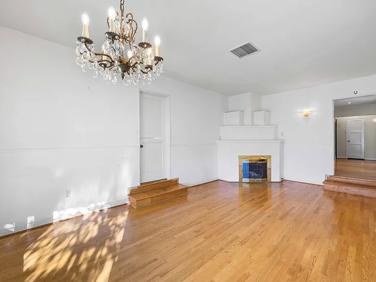 1207 Graynold Ave — Photo 9