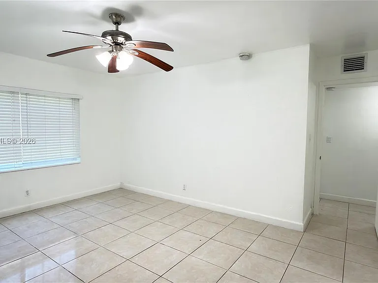 403 SW 148th Ave #3B — Photo 22