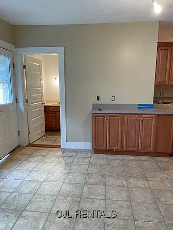 2 bed, 1.0 bath, $2,300 — Photo 2