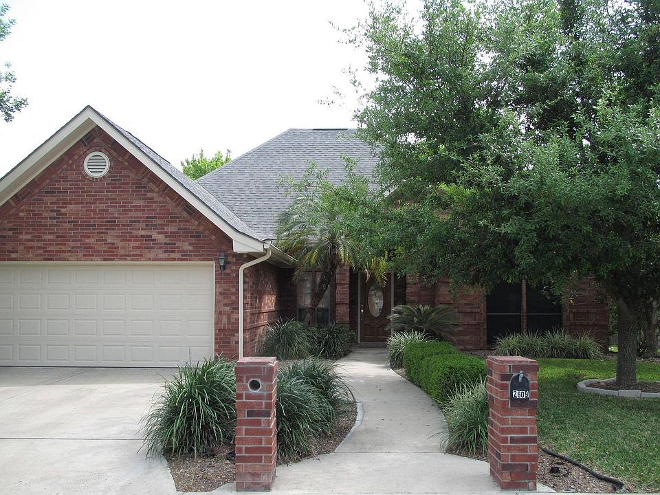1st image of 2609 Pelican Ave