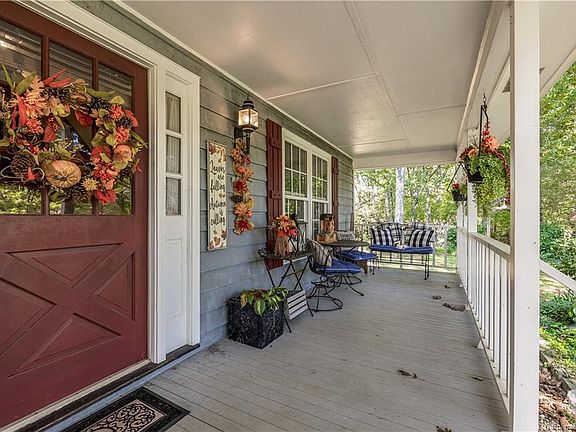 2nd image of 1207 N Piedmont Ave