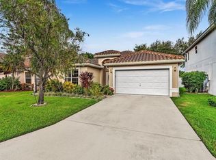 10946 Crescendo Cir, Boca Raton, FL 33498