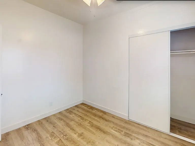 3348 Santa Fe Ave — Photo 4