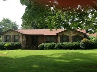 1521 Kennedy Dr, Griffin, GA 30224