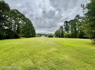 Fox Loop Ct, McComb, MS 39648