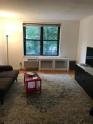 Rented by K & O Realty Associates Inc.