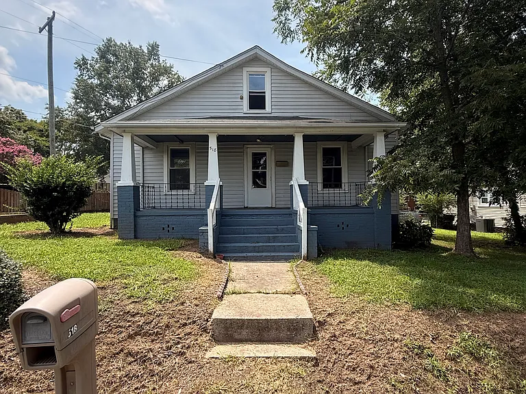 518 Lakeside Ave — Photo 1