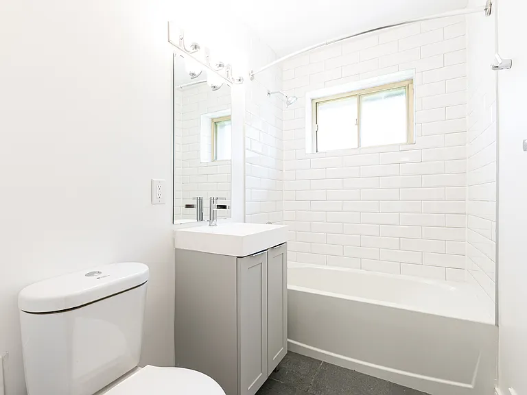 321 Marland Ave — Photo 4