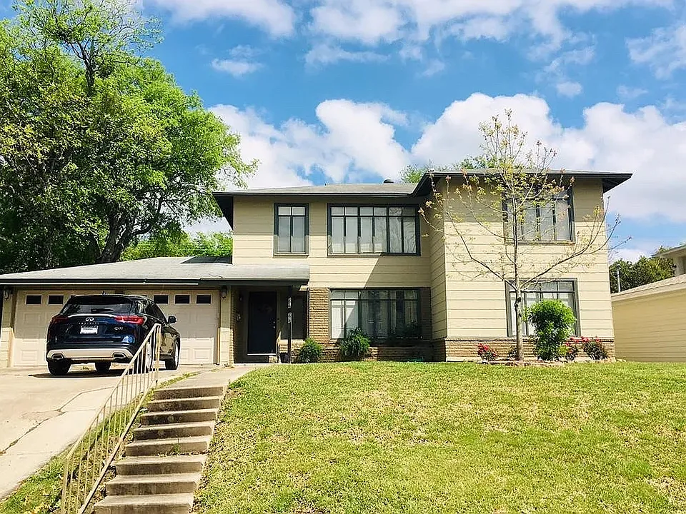 276 Emporia Blvd