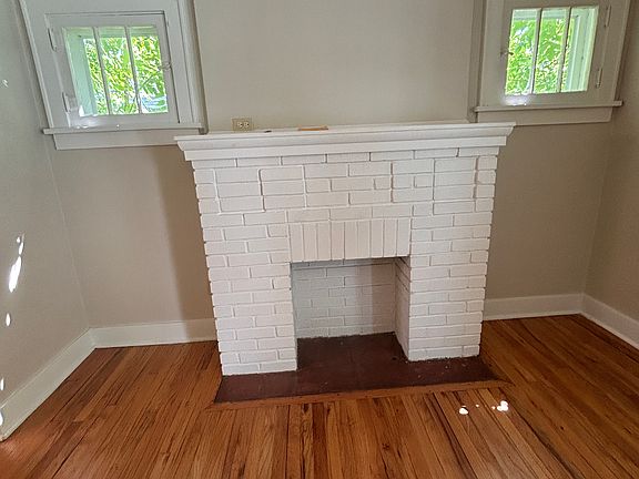 2nd image of 125 Kathron Ave
