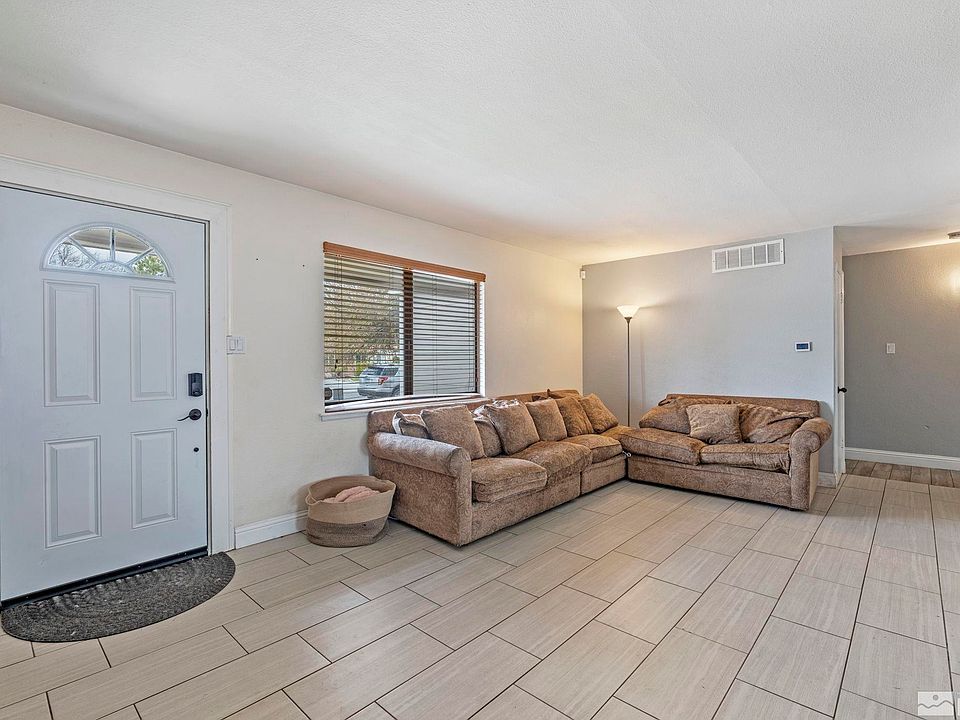 11 E P St, Sparks, NV 89431 | Zillow