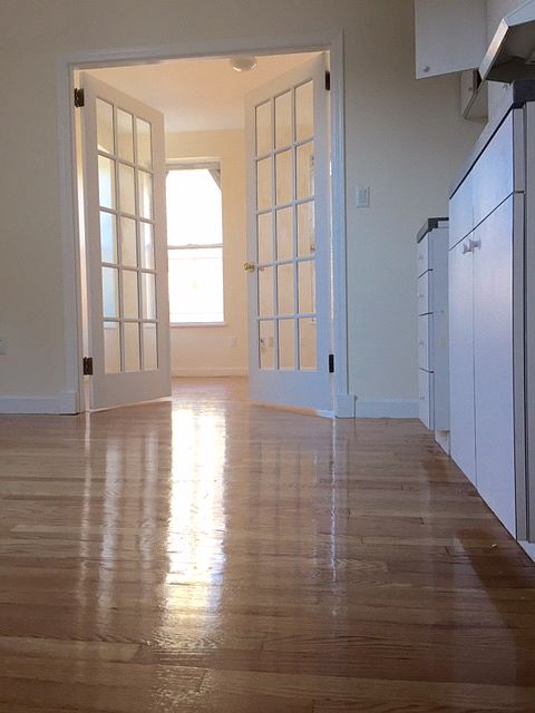 2nd image of 320 E 81st St APT 21