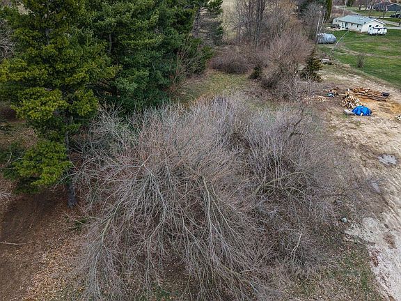 4th image of 14780 Hilltop Dr