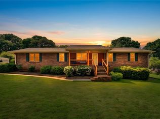 205 Oxmoor Dr, Anderson, SC 29625
