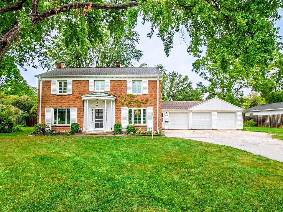 1st image of 416 Arrowhead Dr