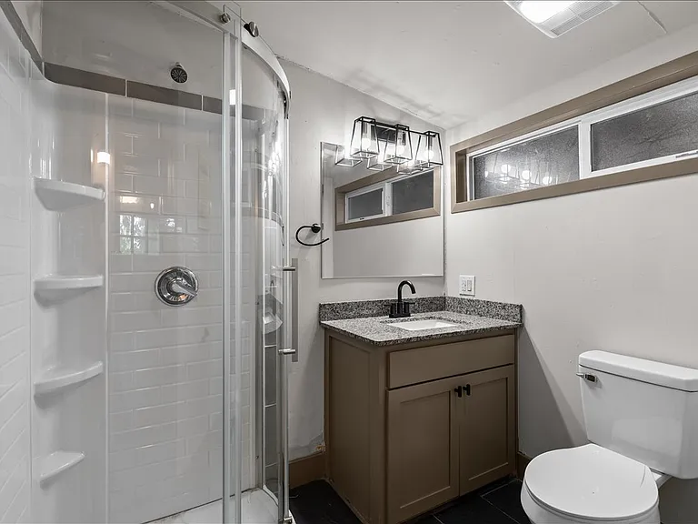 522 S Duncan Ave — Photo 21
