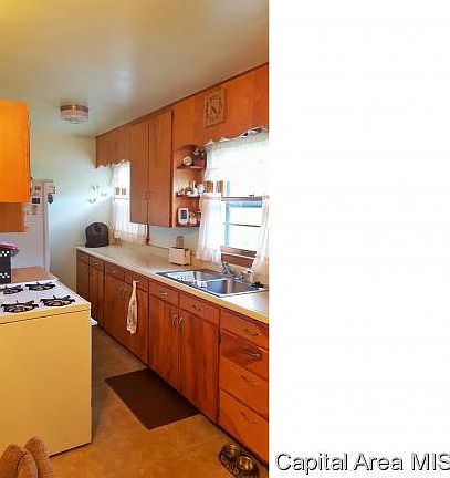 4th image of 1253 Moshier Ave