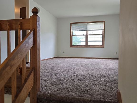 3rd image of 1627-1629 Rustic Dr