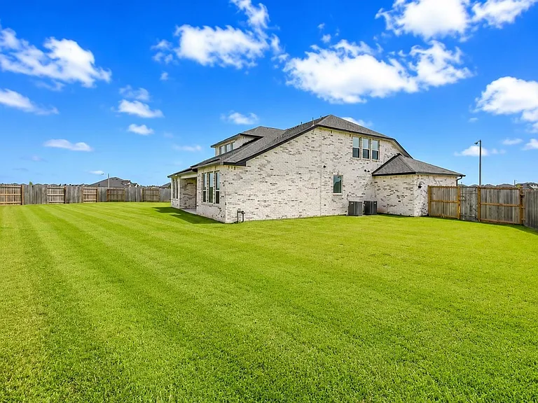 13602 Hartwell Bend Dr — Photo 15