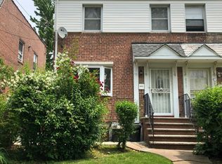 8215 164th Pl, Jamaica, NY 11432