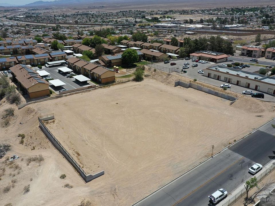 1st image of 821 Lookout Dr