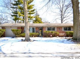 1604 Sherborne Dr, Belleville, IL