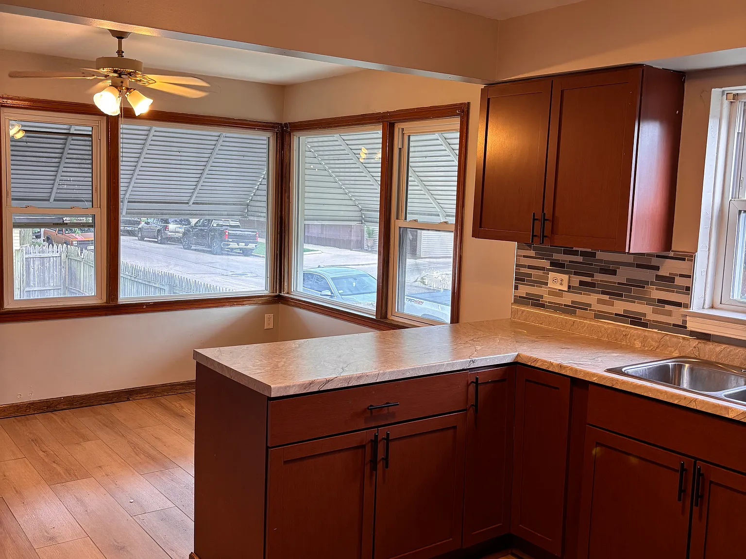 2 bed, $1,600 — Photo 2