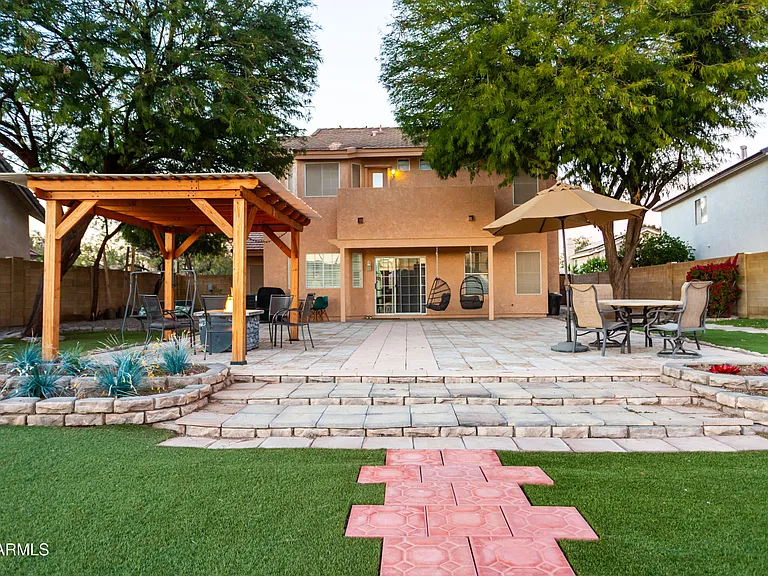 11015 W Laurelwood Ln — Photo 46