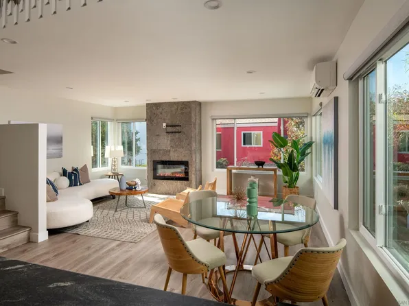 723 Vanitie Ct, San Diego, CA 92109